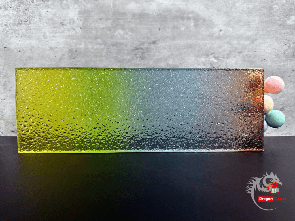 Super Strong 10+1.52SGP+10mm Low Iron Tempered Laminated Gradient Glass